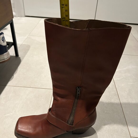 John Fluevog I Believe High Sheryl Tall Boot With Buckles Women's Size 8.5 US - Picture 16 of 16